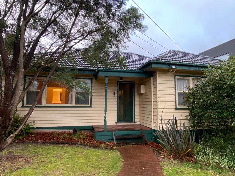 A Bright & Convenient Lifestyle- Inspection Available Every Day!