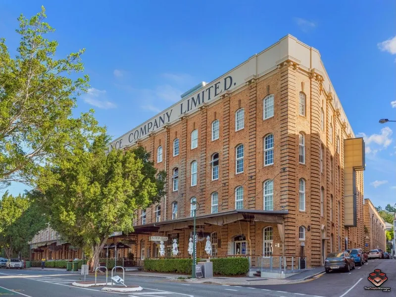 Charming Split level Woolstore Apartments