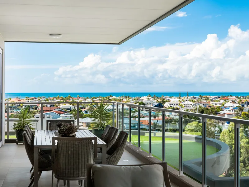 THE PENTHOUSE CROWN of CLEVELAND