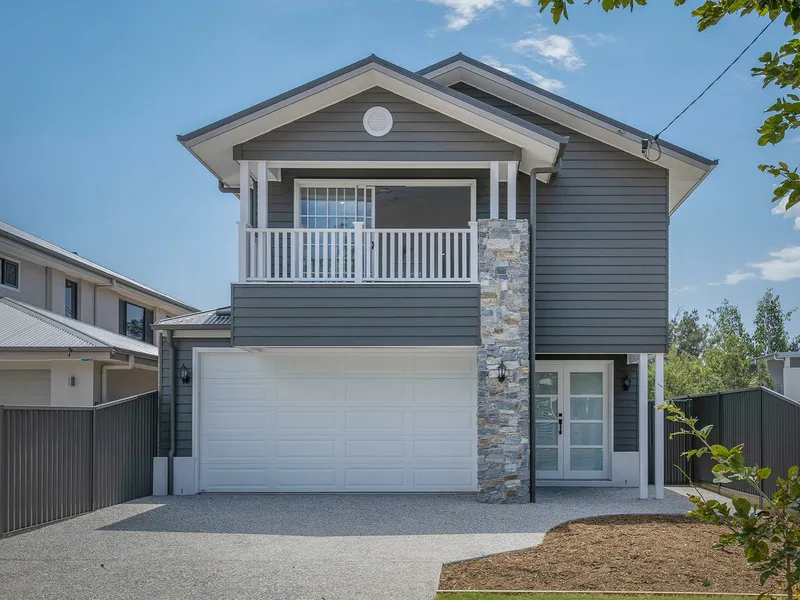 New Hamptons inspired home on 405sqm