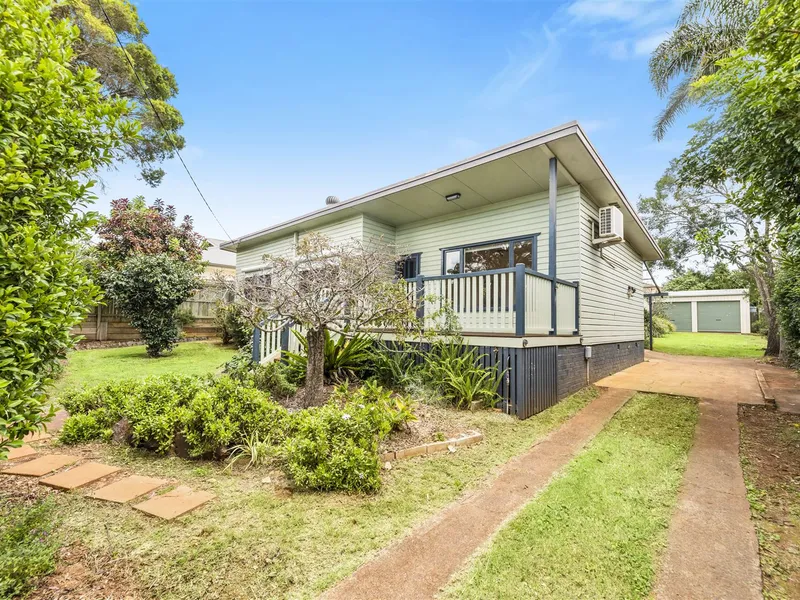 Position Property - Large Block - 6m x 9m Shed!!