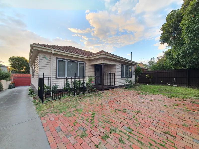 Box Hill High School Zone!