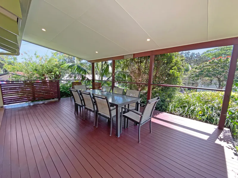 Pleasant Modern Home in Sapphire Beach