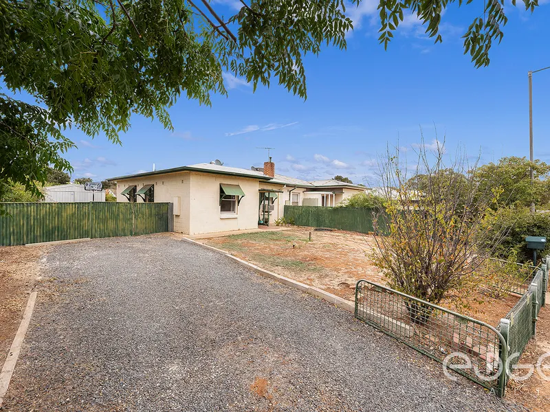 Central and Cosy Family Home with Instant Returns!