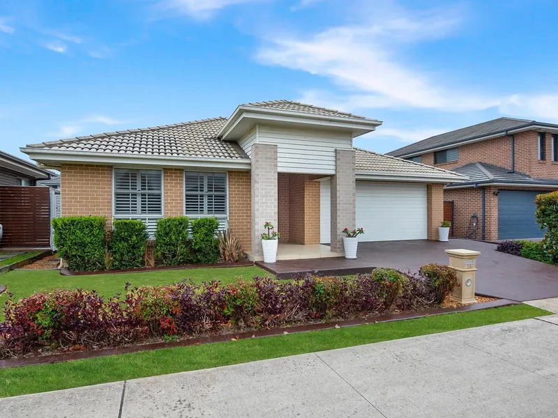 Gorgeous House For Rent in Oran Park