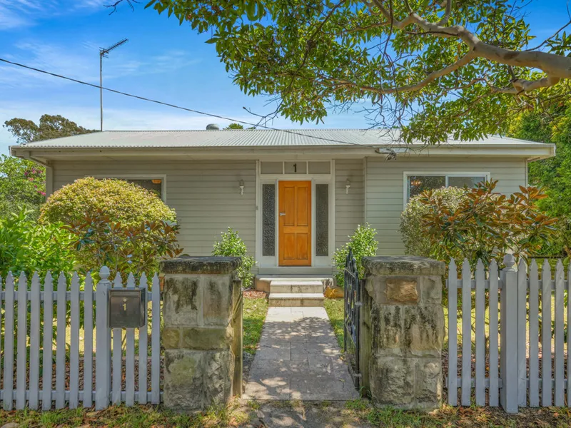 Charming Cottage In Central Location