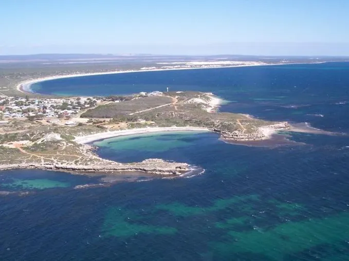 LARGE BLOCK on NORTHERN END