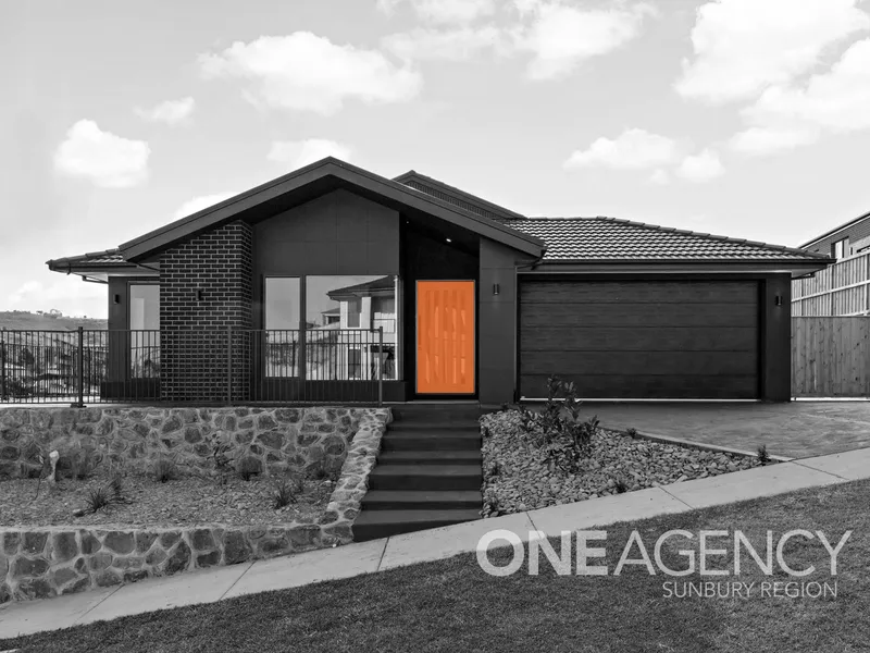 Commanding Views & Luxury