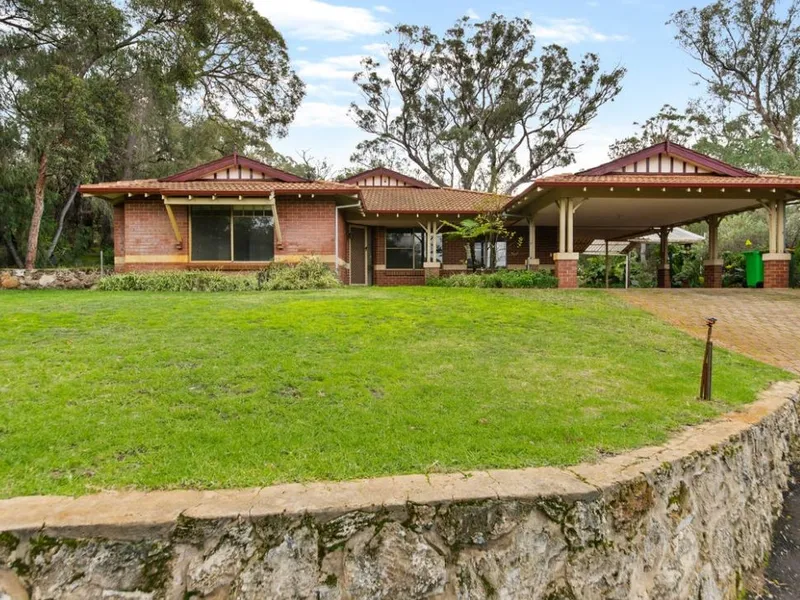 House on Acre Block with Powered Workshop