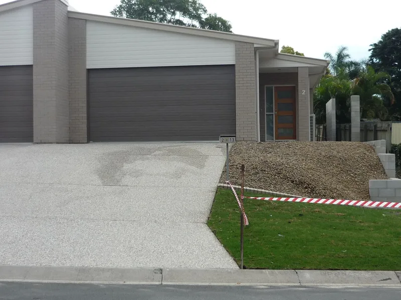 two full size homes, 2x 4 bed dlb lock up on single title