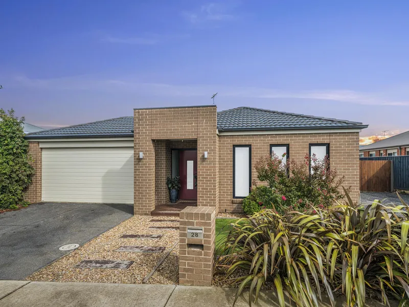 Family Home in Prime Location 681m2 approx.