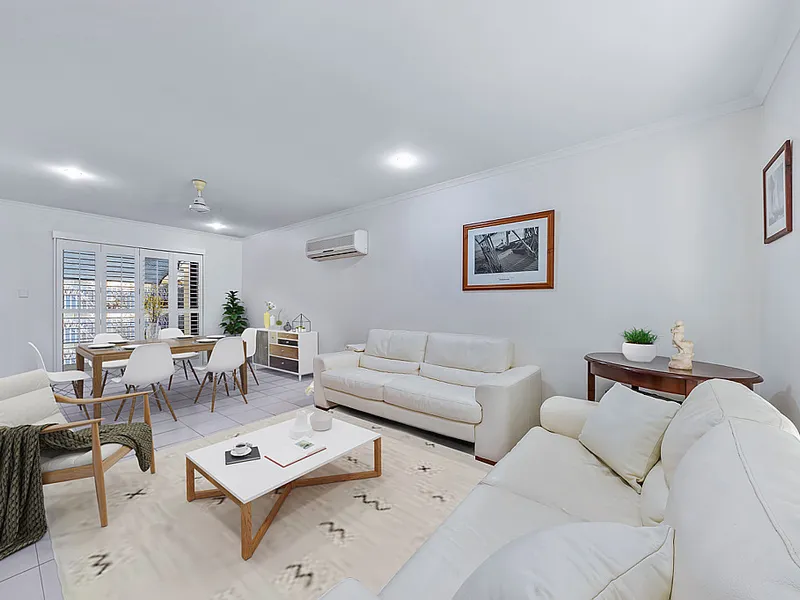 Walk to the beach, school or shops