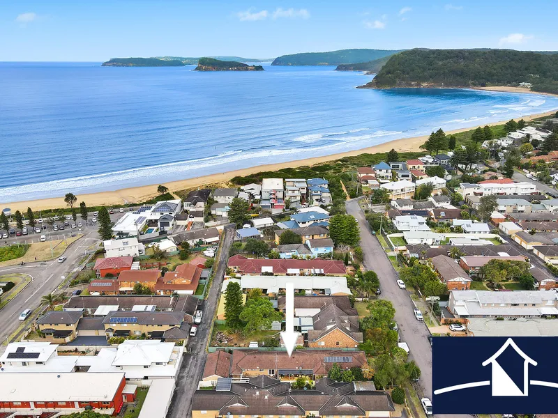Shops And Beach All On Your Street