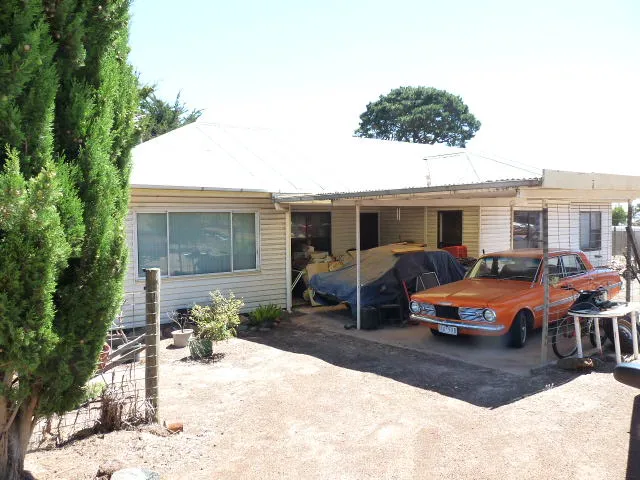 Rural Lifestyle Home on approx 5 acres