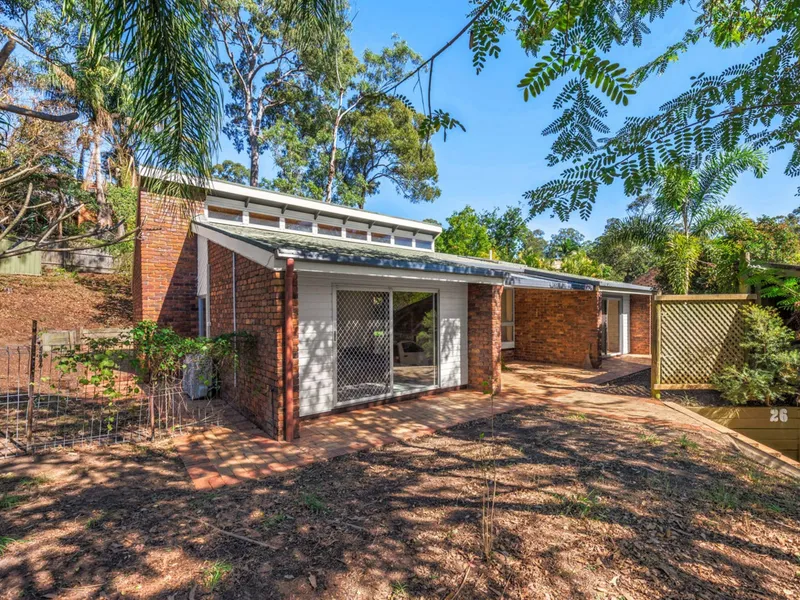 Fresh and Spacious Family Home - Solar Hot Water, Induction Cook-top & more