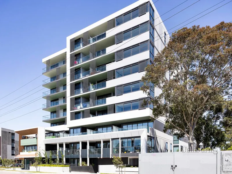 Lavished with northerly light, views and modern style