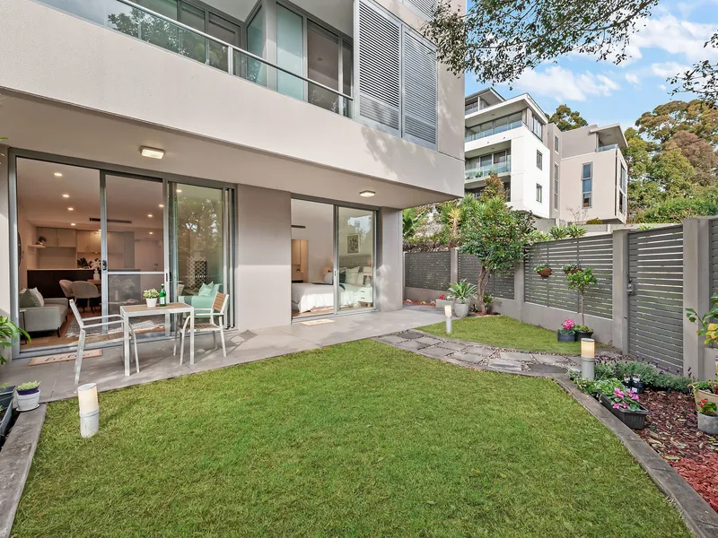 Generously proportioned 2 bedroom garden apartment