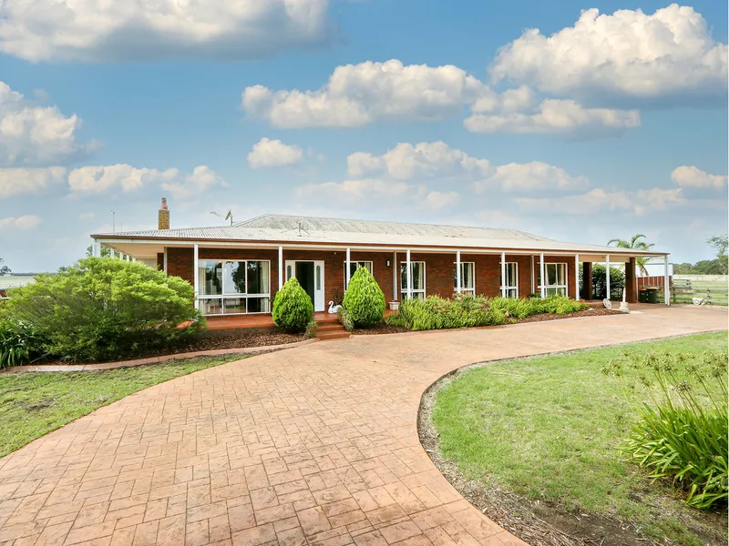 ESCAPE TO THE COUNTRY