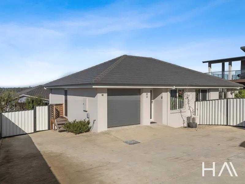 Modern & Low Maintenance