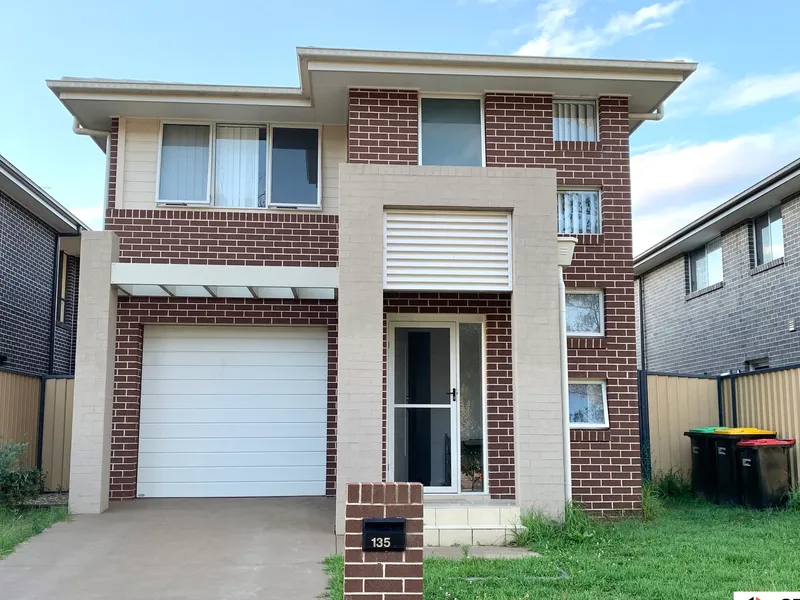 Double Storey house in Edmondson Park for lease! Available soon!