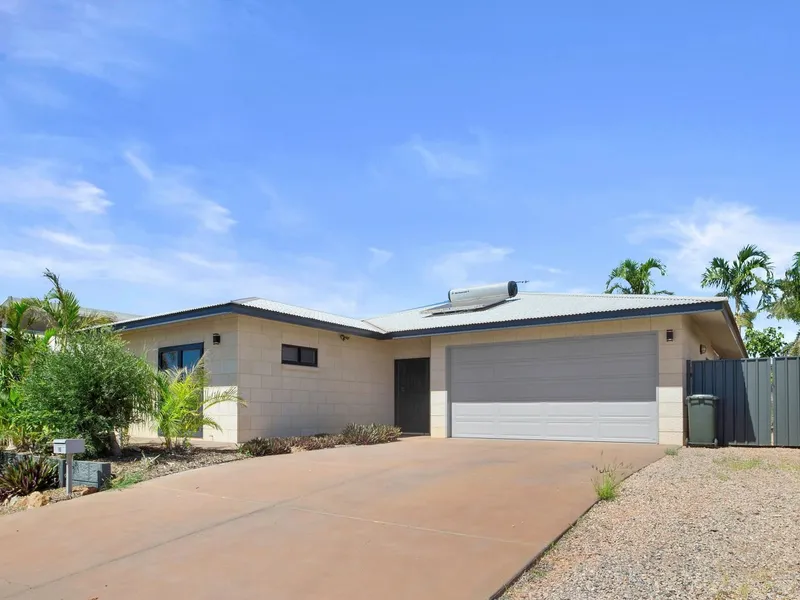 Karratha WA (Baynton West) - 4 x 2 House, with a Separate Art Workshop “Studio”