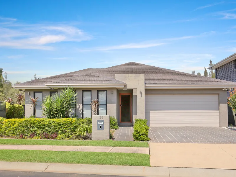 A touch of class in prime location!