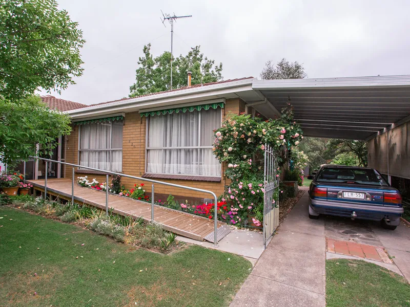 Three Bedroom Home That Is As Neat As A Pin!