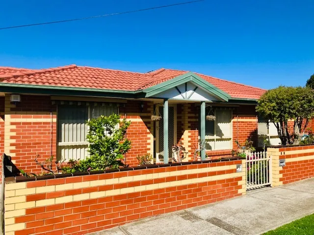 Centrally Located Gem