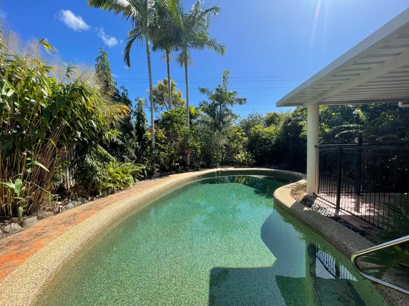 Big Family Home with Pool & Space