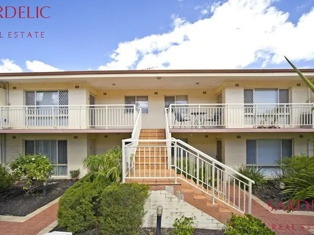 Priced to Sell - Tidy 2 bedroom Unit in Como