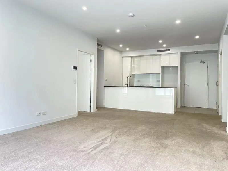 Nearly New Apartment in the heart of Top Ryde