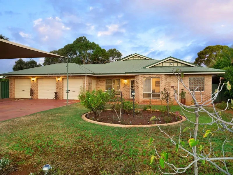 LOOKING FOR YOUR OWN PRIVATE ESTATE?