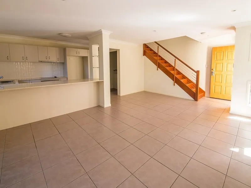Spacious 3 bedroom plus study townhouse located in boutique Margaret Central complex...
