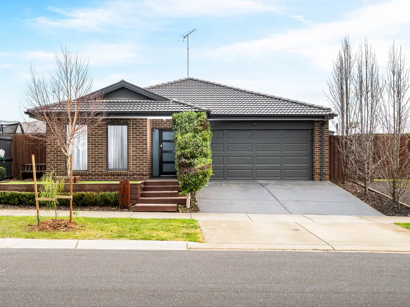 Charming Family Home in Bannockburn - 614m2