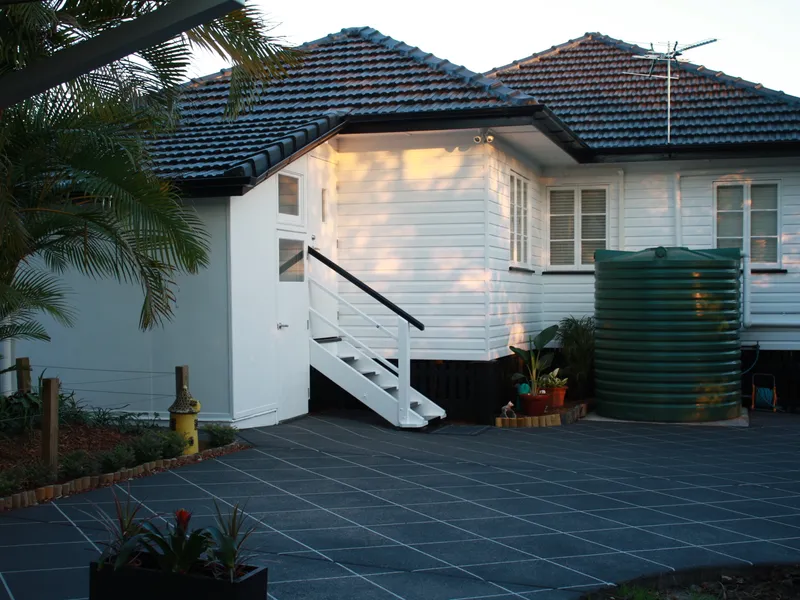 Immaculate home with lush gardens and peaceful surroundings ... available 23rd April ...