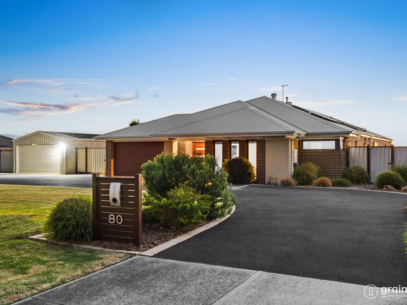 Stunning Family Home with Modern Luxuries