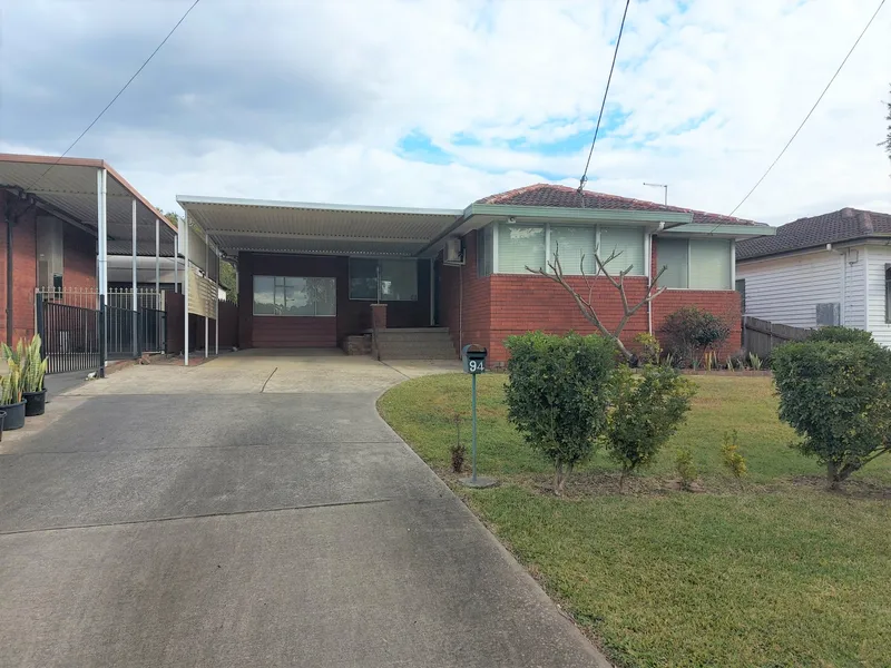SPACE FOR THE WHOLE FAMILY IN CENTRAL SEVEN HILLS