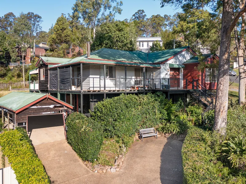 Rare Auction Opportunity! – Spacious Highset Family Home with Enormous Potential.