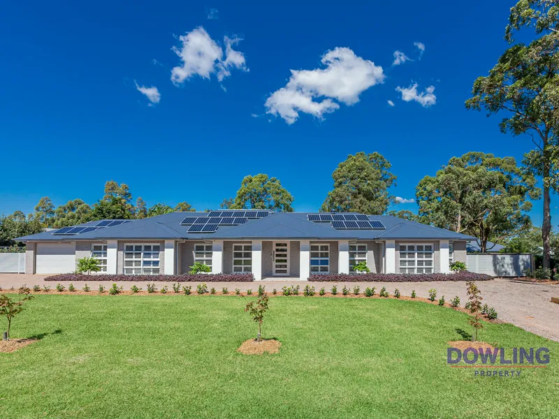 Contemporary Double Residence of Distinction