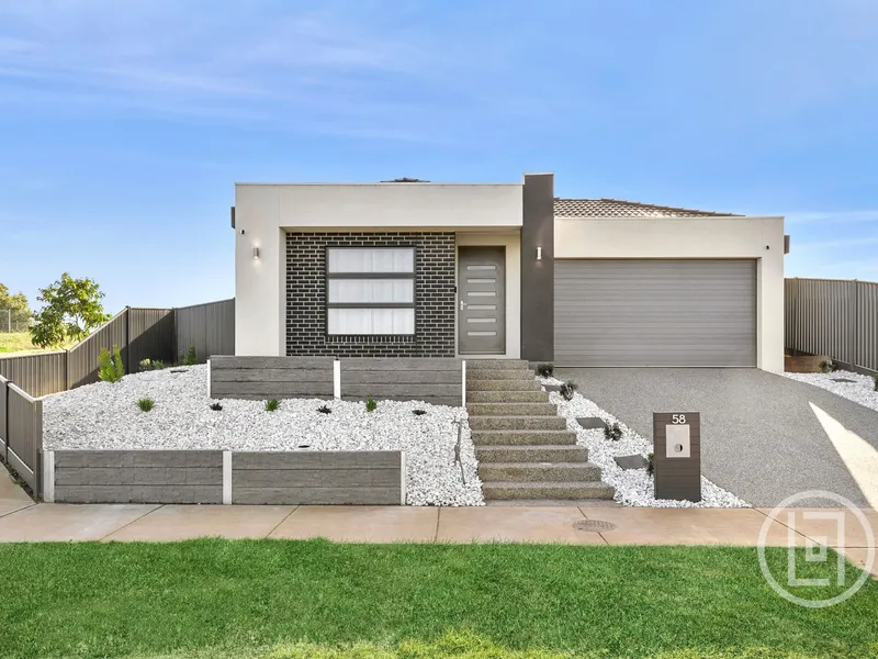 Stunning Modern Home in Sought-After St Leonards