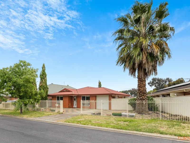 Fantastic Family Home in The Heart of Paralowie!