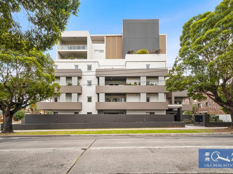 Nearly new Two bedrooms Delightful Apartment for sale