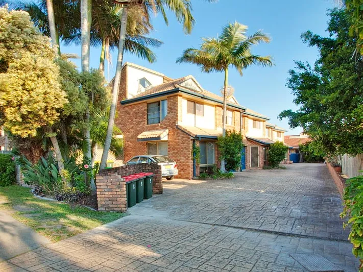 3 Bedroom Townhouse - Pets Considered!