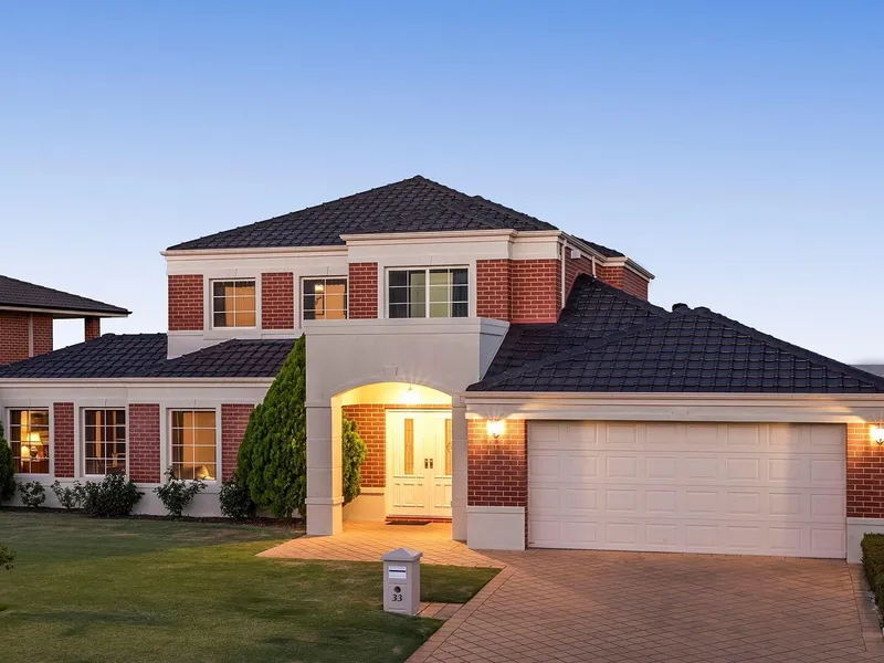 PRIVATE SANCTUARY FOR YOUR GROWING FAMILY TO LIVE, RELAX, GROW AND ENTERTAIN