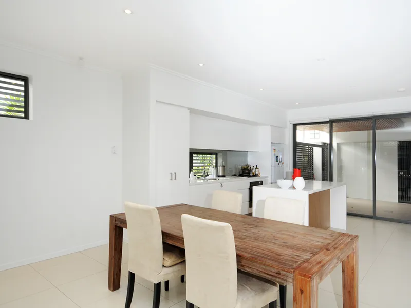 3x Bedroom Villa - Absolutely Stunning