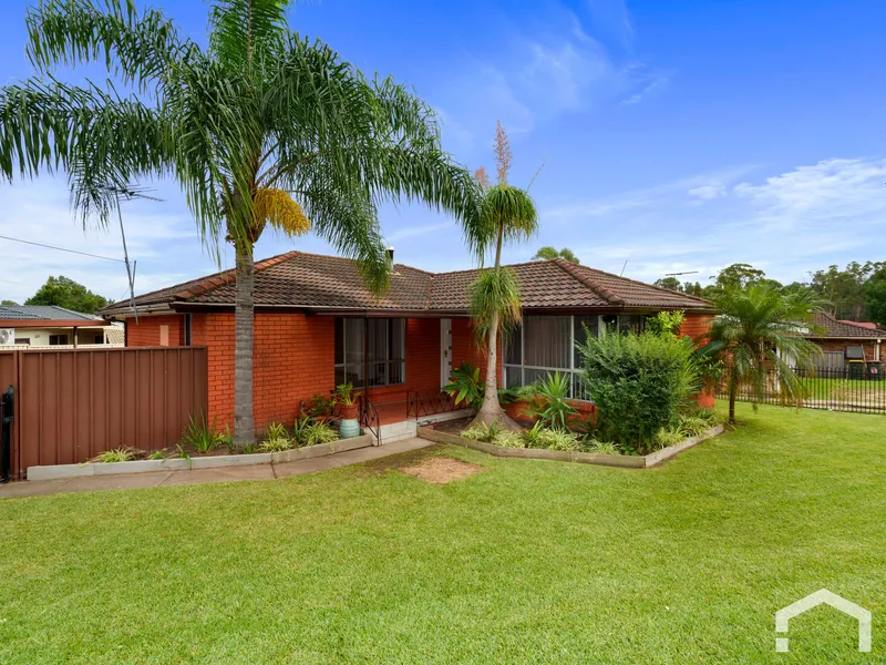 IMMACULATELY PRESENTED FAMILY HOME