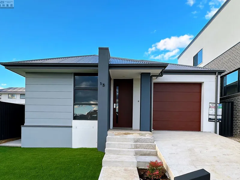New 3 Bedroom home with large study room available in Leppington Contact agent on 0420588804