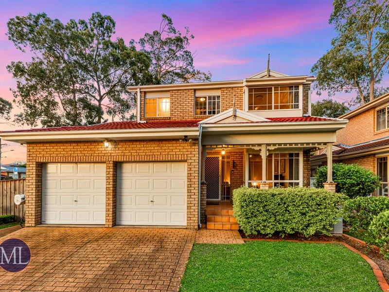 Easy Living Convenient Family Home - Walk to CTHS
