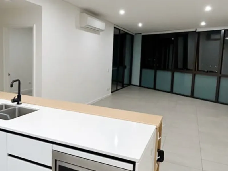 2 BEDROOMS 2 BATHROOMS & FOR LEASE & UNFURNISHED