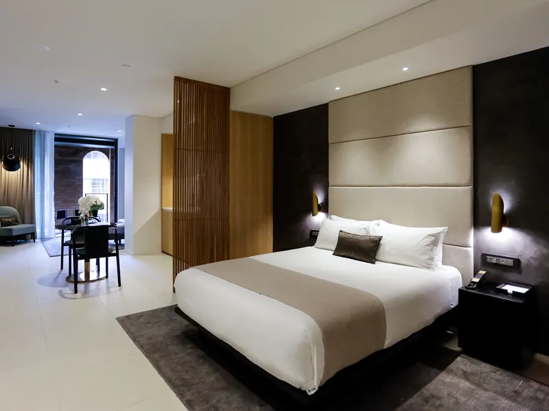 Deluxe Studio Suite